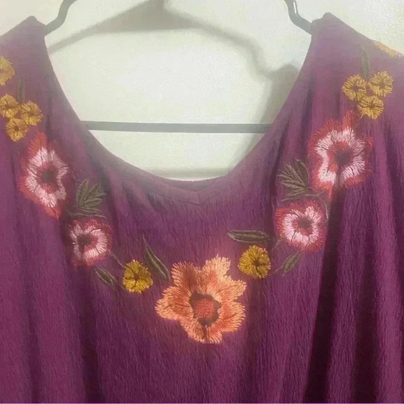 Lane Bryant Purple Floral Embroidered Top Size 26/28 - Picture 6 of 6